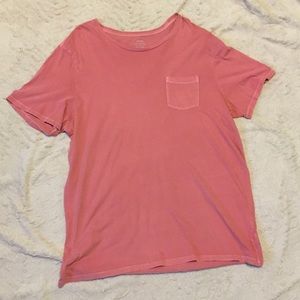 Men’s Old Navy tshirt
